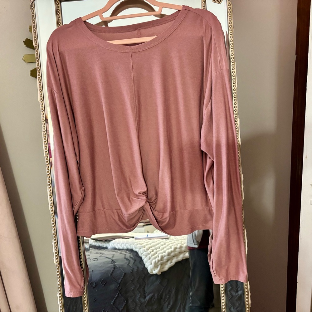 Old Navy Active Mauve Long Sleeve Top